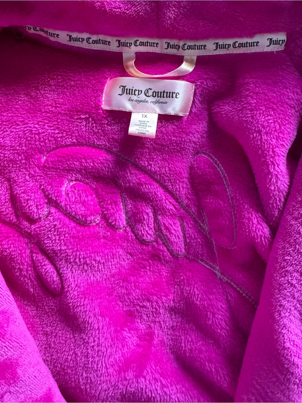 Juicy Couture Hot Pink Plush Velour Robe with Sequined Back Logo NWOT 1X - Picture 8 of 10
